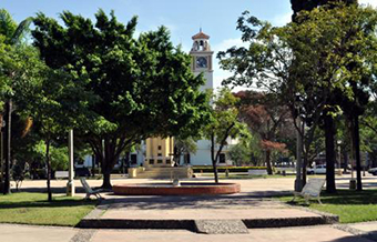 Octubre misionero en la plaza San Martín