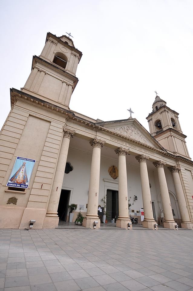 Te invitamos a conocer la Catedral Basílica de Santiago del Estero, una obra de arte